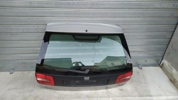 Cofano Posteriore Volvo V40 1.9D Sw Anno 2002